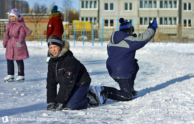 на катке в Солигорске на катке в Солигорске