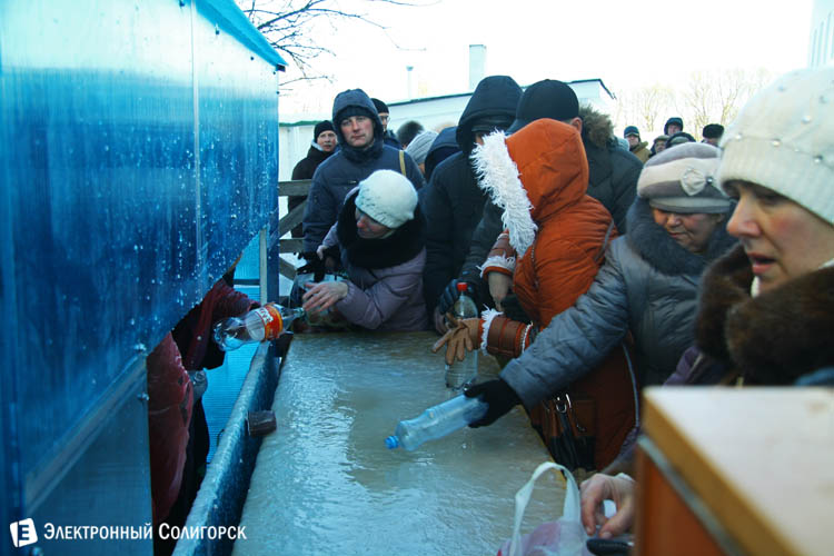 Крещение в Храме Покрова Пресвятой Богородицы Крещение в Солигорске