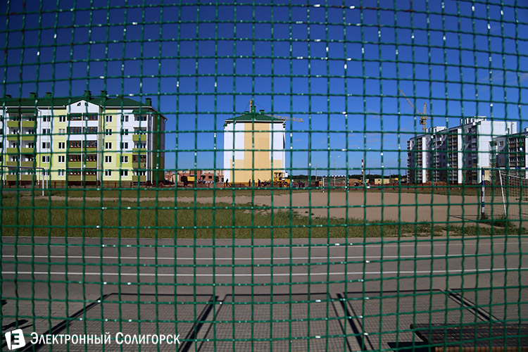 спортплощадка школа Солигорск