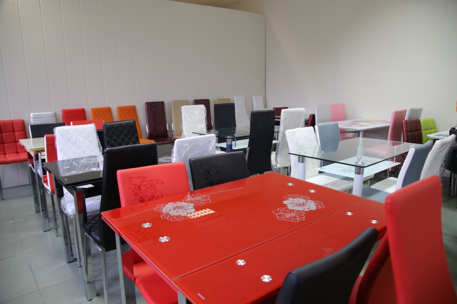 столы и стулья солигорск