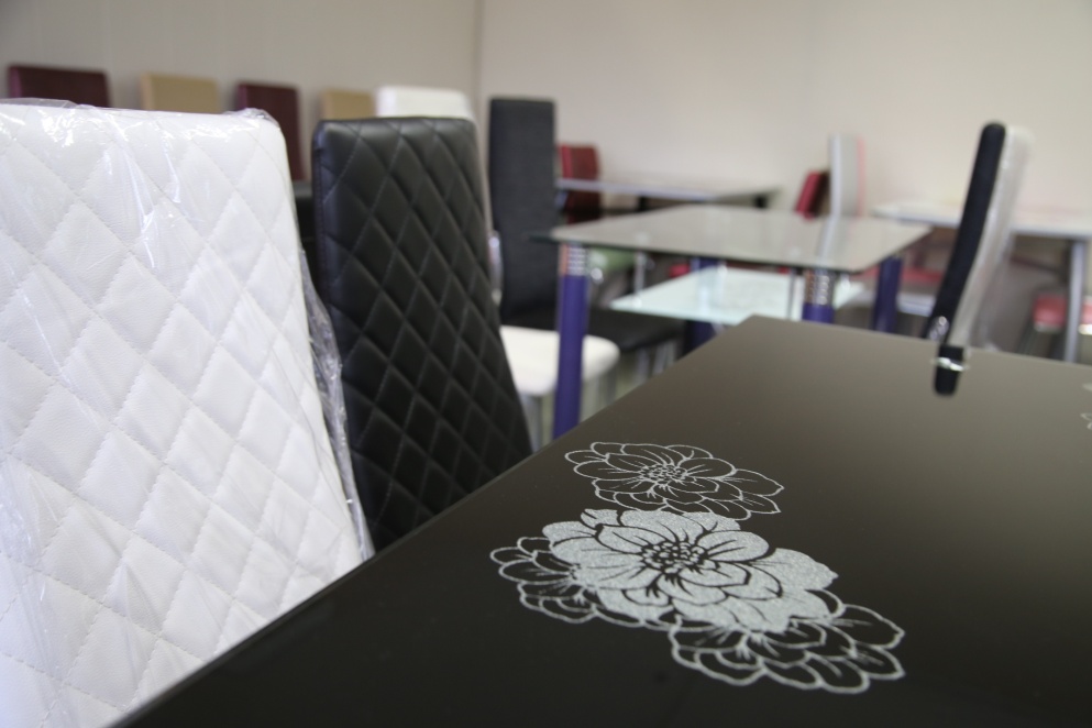 столы и стулья солигорск