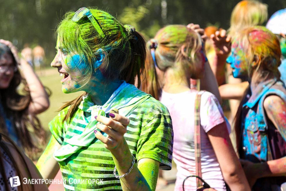 фестиваль красок Holidance Солигорск