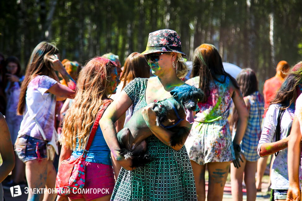 фестиваль красок Holidance Солигорск