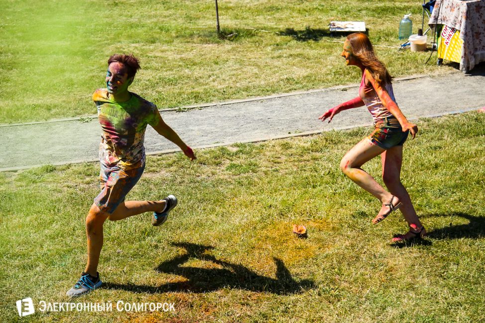 фестиваль красок Holidance Солигорск