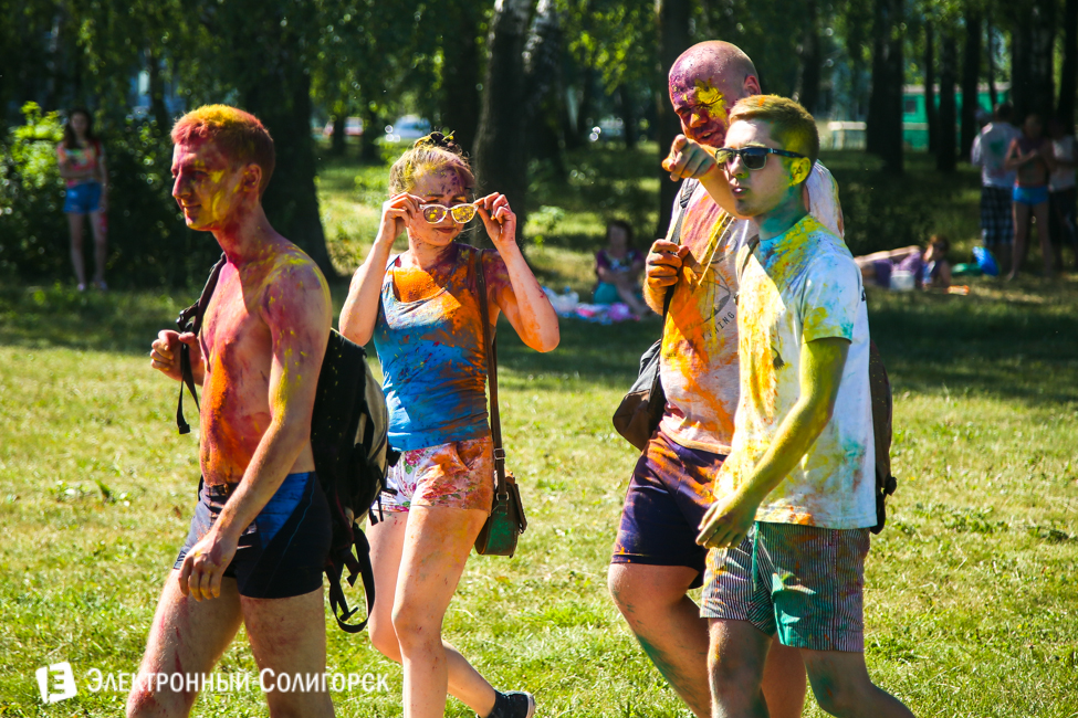 фестиваль красок Holidance Солигорск