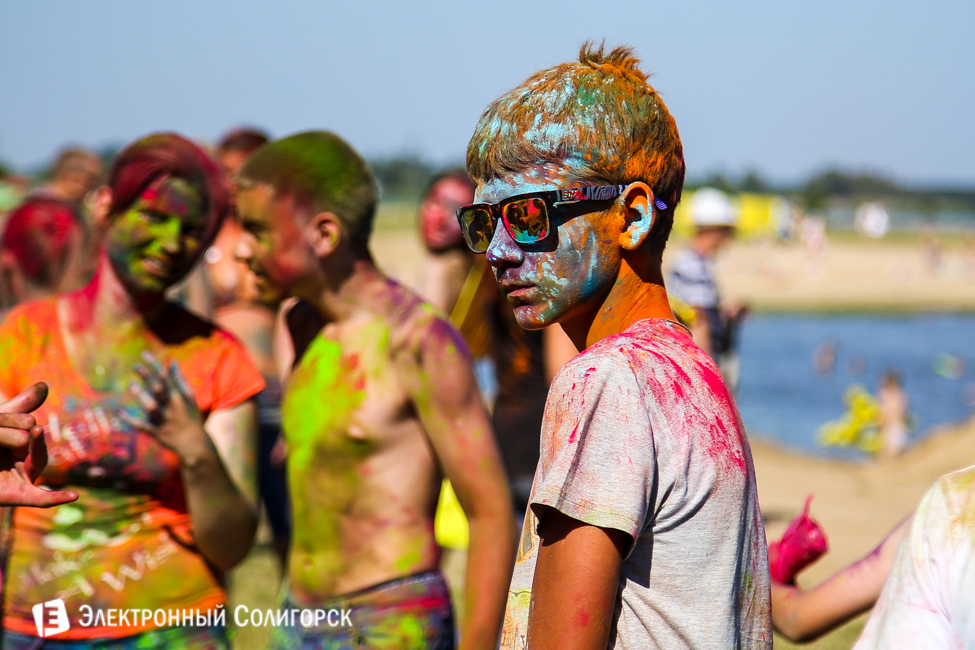 фестиваль красок Holidance Солигорск