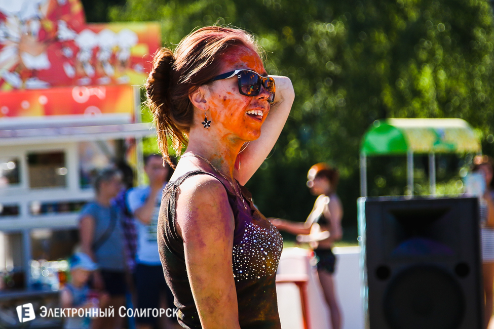фестиваль красок Holidance Солигорск