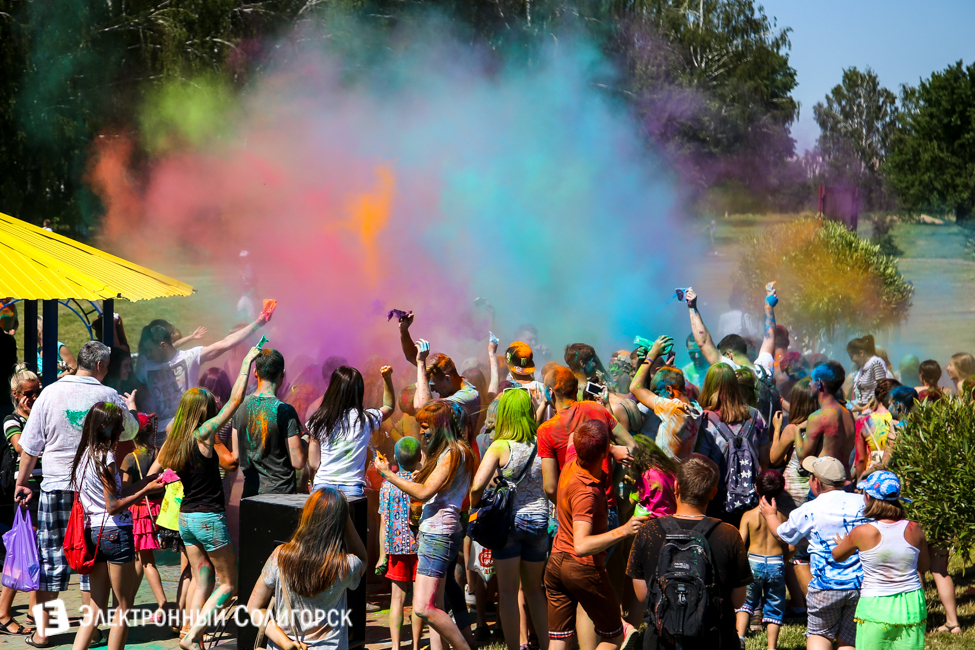 фестиваль красок Holidance Солигорск