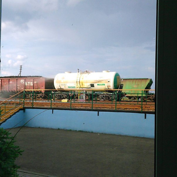 цистерна с соляной кислотой