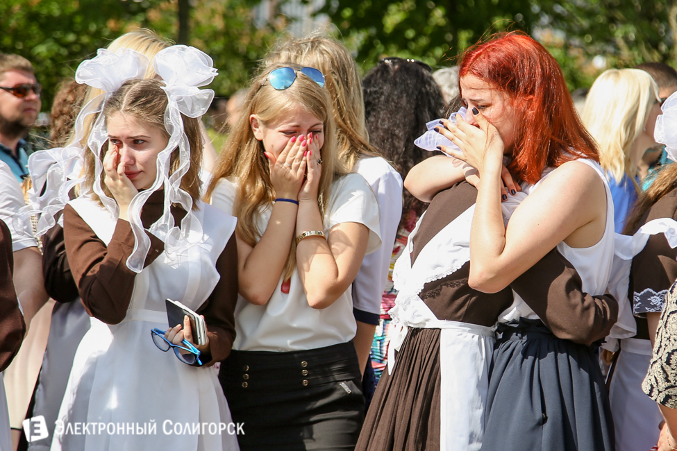 Последний звонок 2016 в гимназии 2 Солигорска последний звонок 2016 солигорск гимназия 2