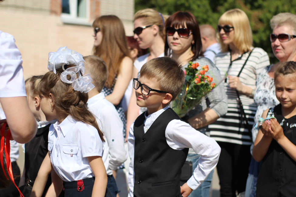 Последний звонок 2016 в СШ 3 Солигорска последний звонок 2016 солигорск 3 школа