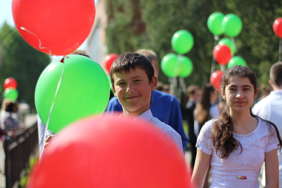 Последний звонок 2016 в СШ 3 Солигорска последний звонок 2016 солигорск 3 школа
