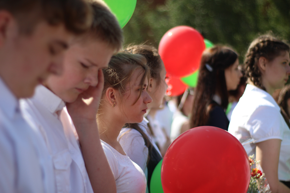 Последний звонок 2016 в СШ 3 Солигорска последний звонок 2016 солигорск 3 школа