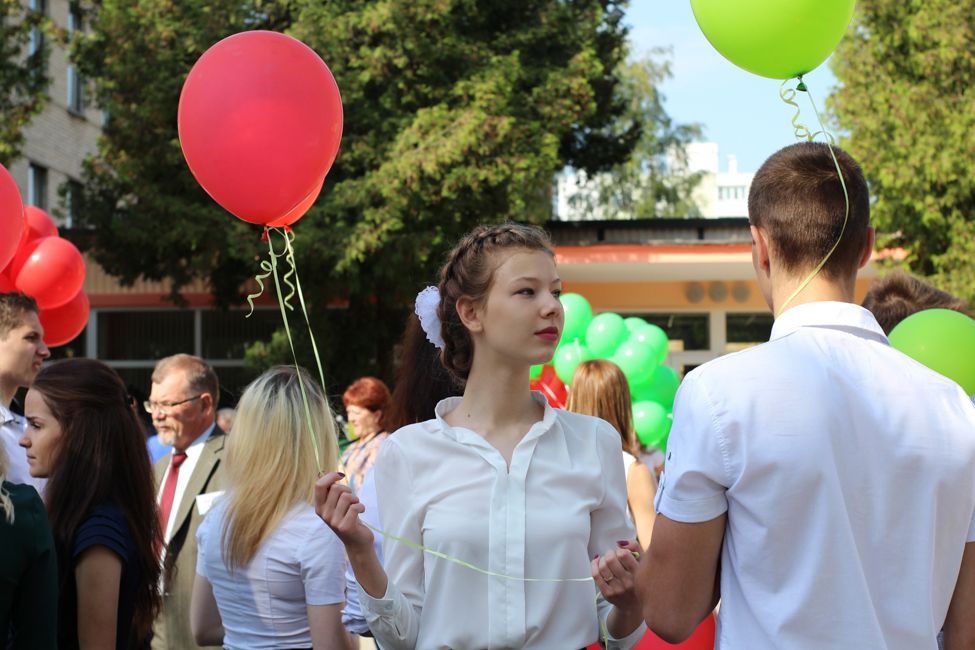 Последний звонок 2016 в СШ 3 Солигорска последний звонок 2016 солигорск 3 школа