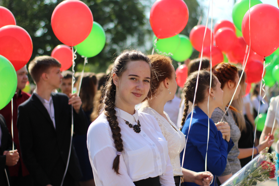 Последний звонок 2016 в СШ 3 Солигорска последний звонок 2016 солигорск 3 школа