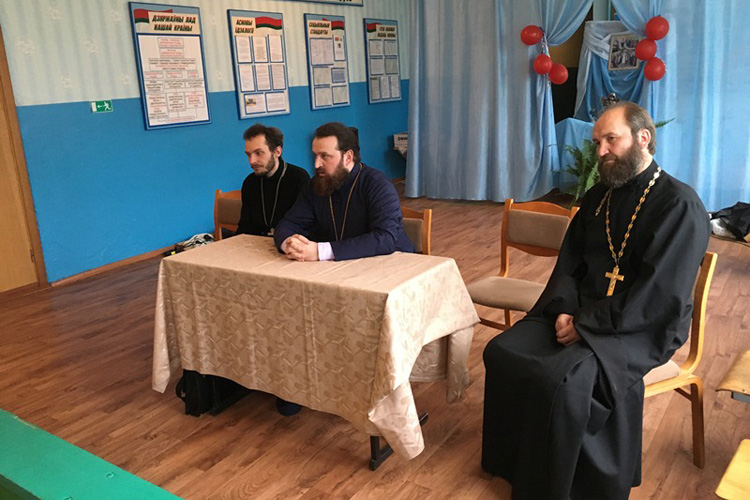 Величковчи. Утренник, посвященный Дню матери Величковичи