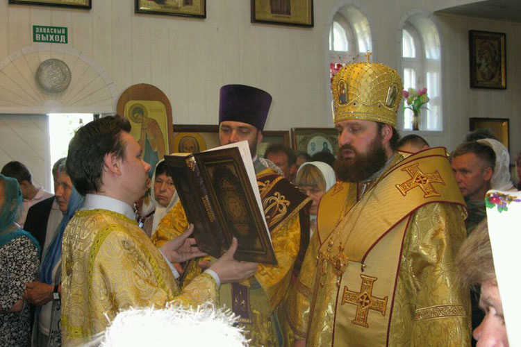 Божественная литургия в Красной Слободе