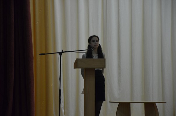 parlament 7