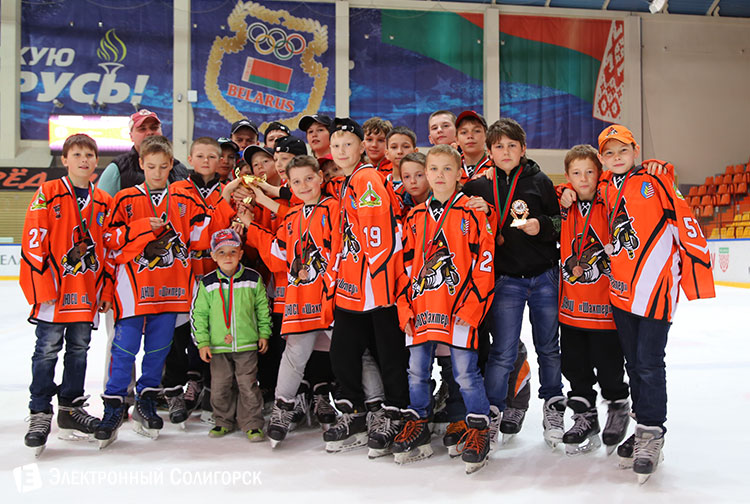 ice hok04