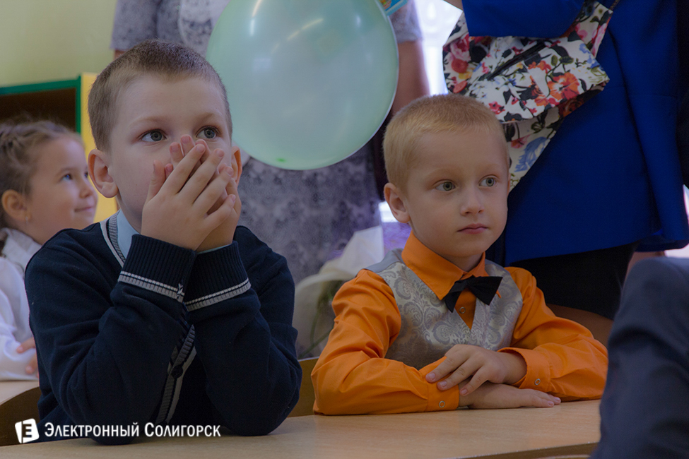 Первый звонок-2016 в Гимназии 3 Солигорска линейка, 2016, 3 гимназия, солигорск