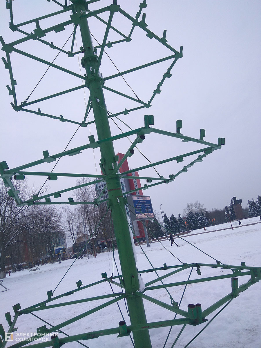 новогодняя елка Солигорск