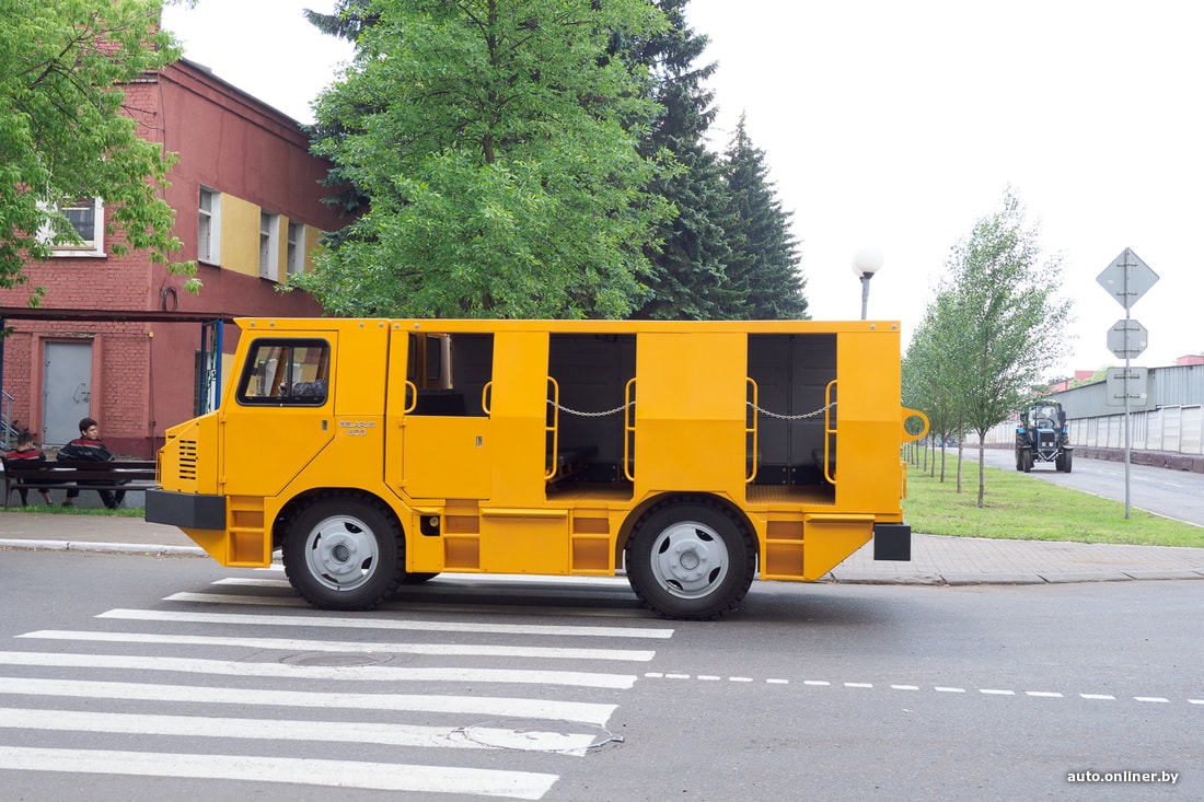 bus 27