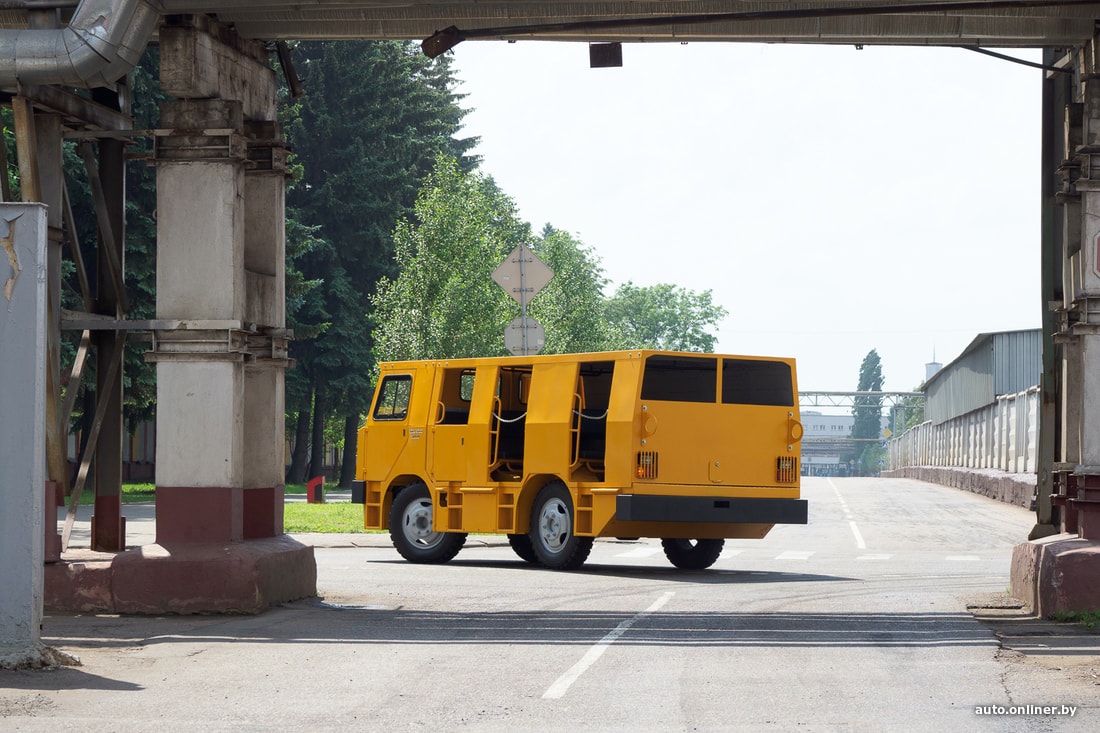 bus 28