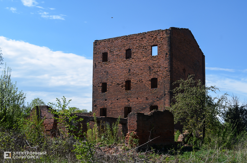 Melnica 8