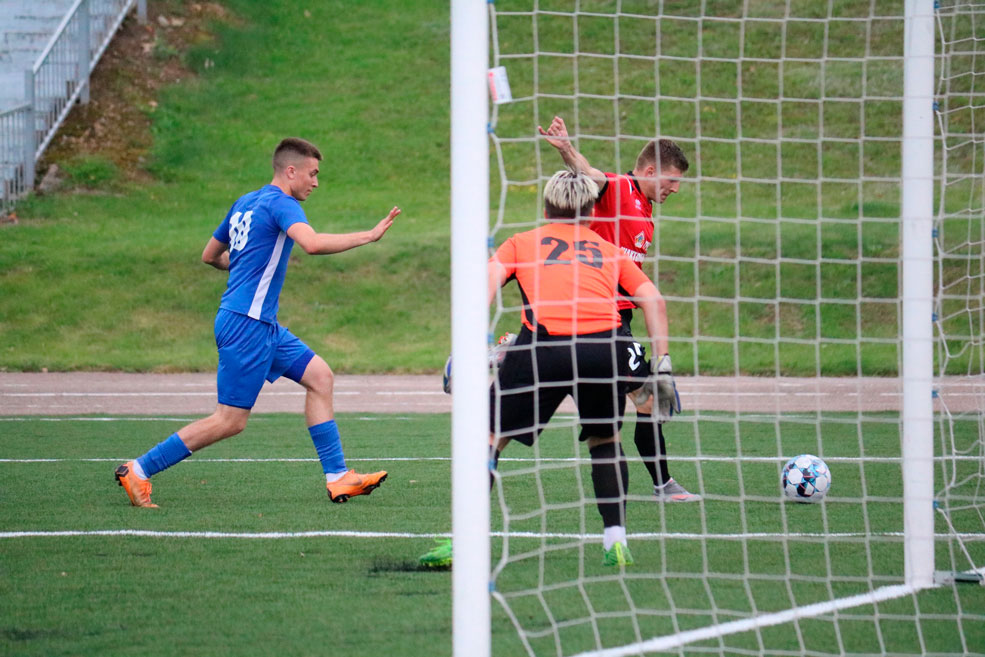 partizan 04