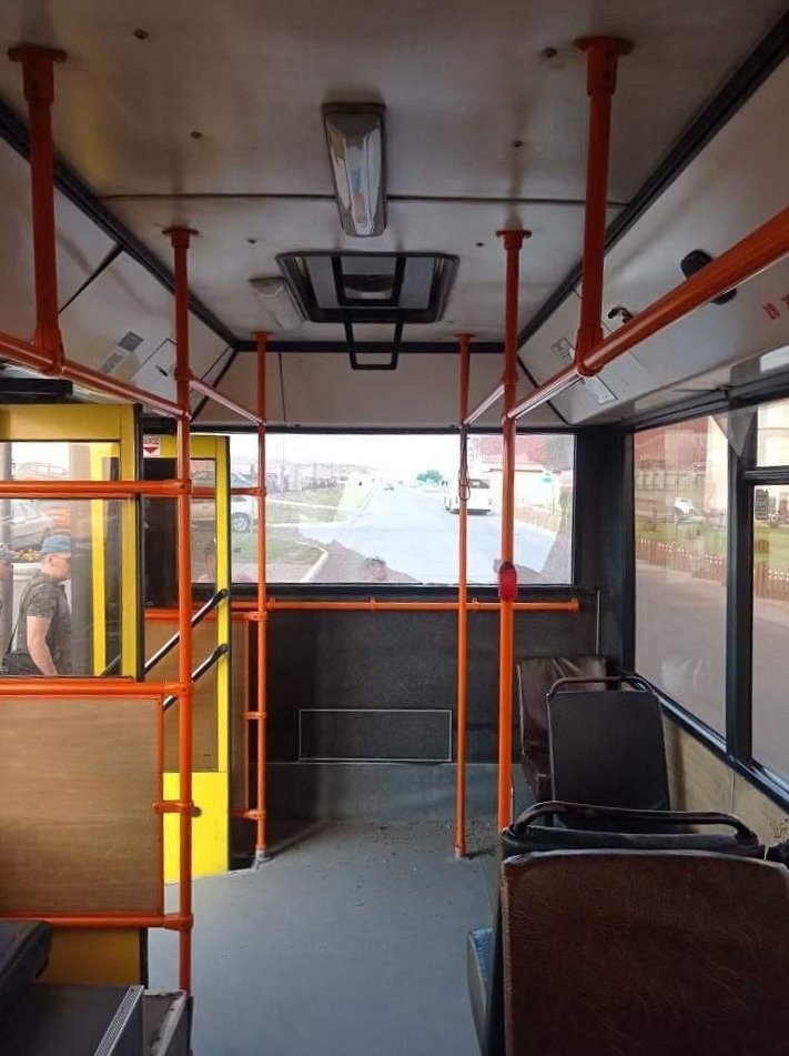 bus stone 1