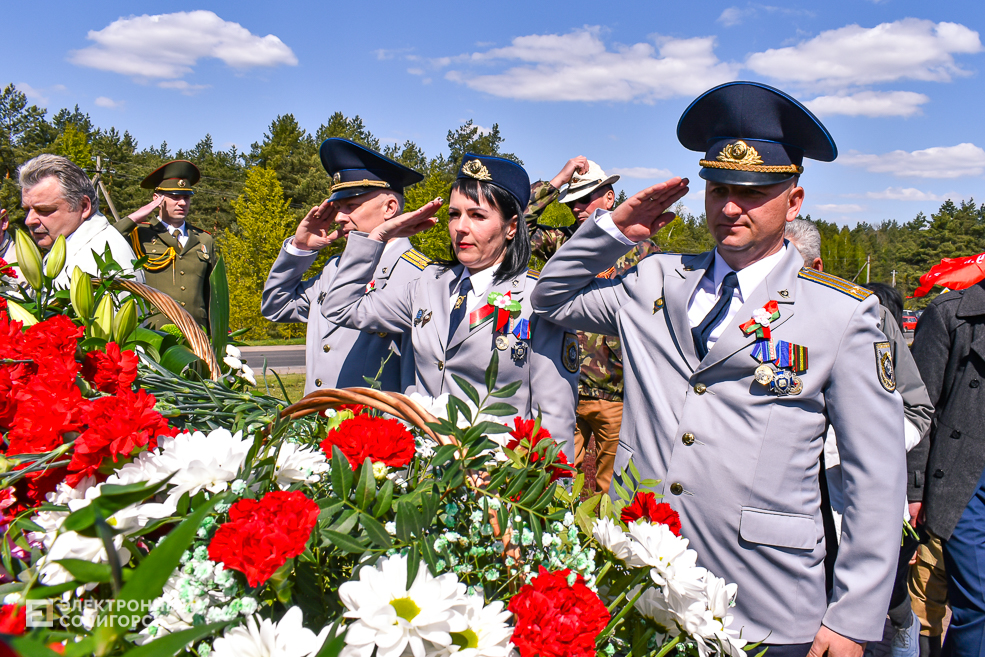 Razvilka miting 117