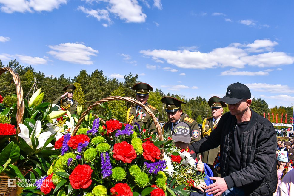Razvilka miting 49