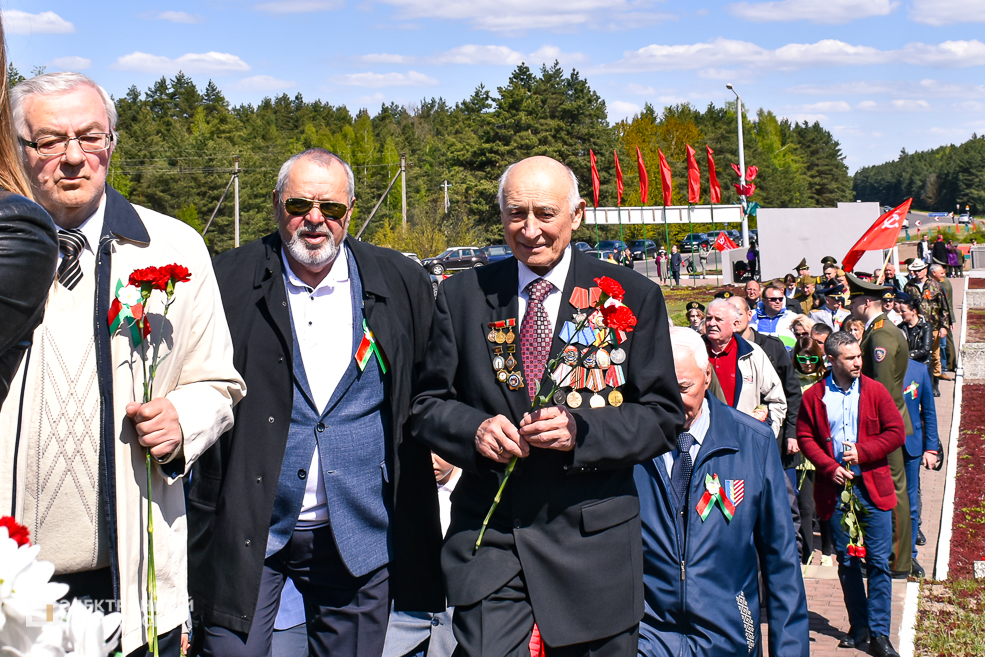 Razvilka miting 97
