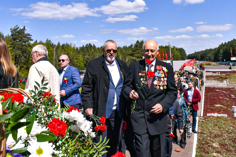 Razvilka miting 99