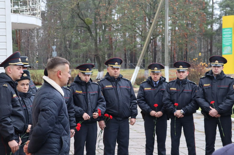 Uchastkovye 12