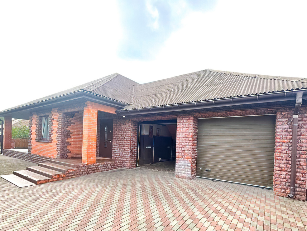 House 3