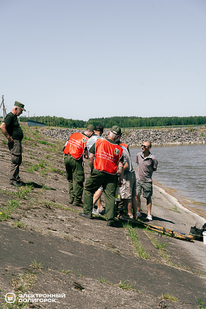 Солигорское водохранилище, соревнования по ловле рыбы на поплавочную удочку среди любителей