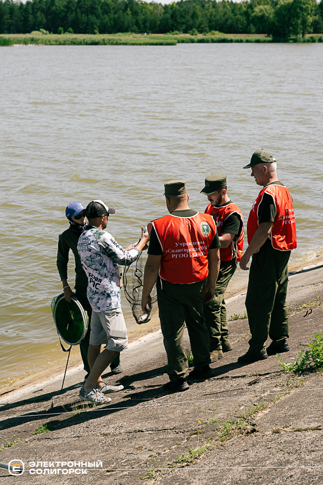 Солигорское водохранилище, соревнования по ловле рыбы на поплавочную удочку среди любителей