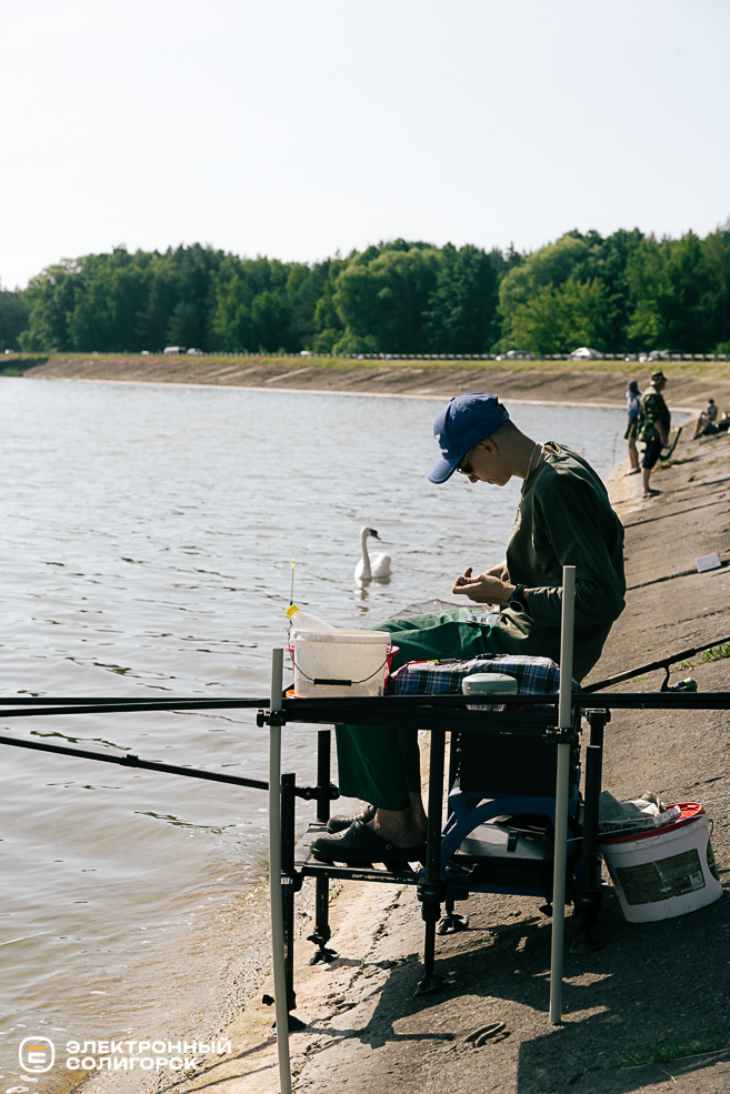 Солигорское водохранилище, соревнования по ловле рыбы на поплавочную удочку среди любителей
